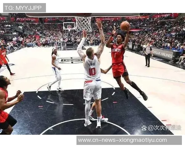 梅里尔首节替补表现抢眼三分球三投全中贡献9分 梅里尔首节替补表现抢眼三分球三投全中贡献9分